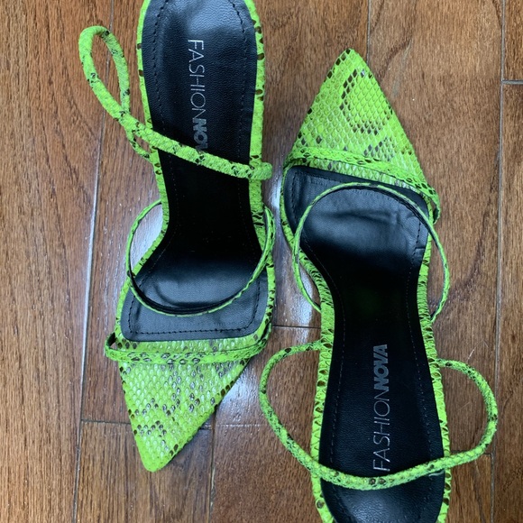 Fashion Nova Shoes - Snake Print Heels